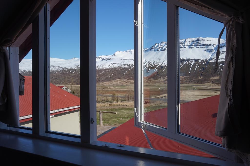 Skorrahestar Villa Neskaupstaður Exteriör bild