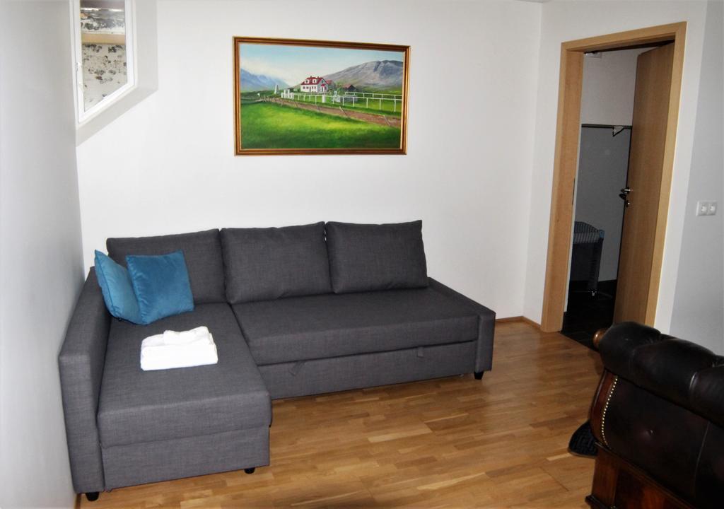 Skorrahestar Villa Neskaupstaður Exteriör bild